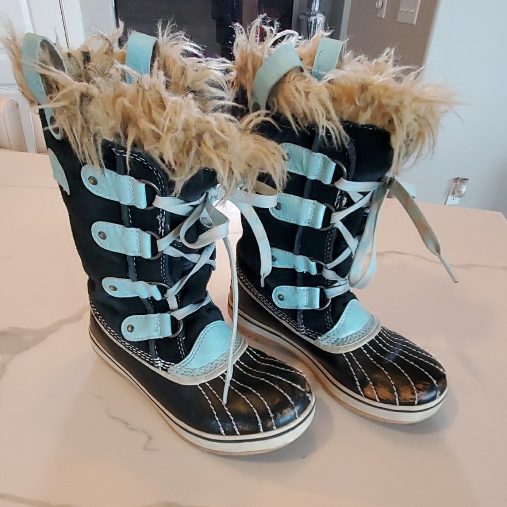 Kids Sorel boots